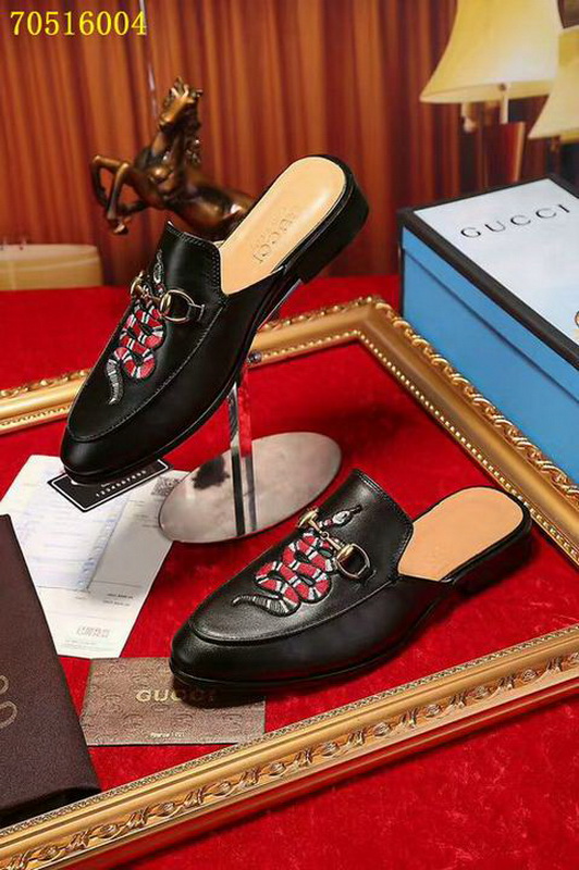 Gucci Men Slippers_042